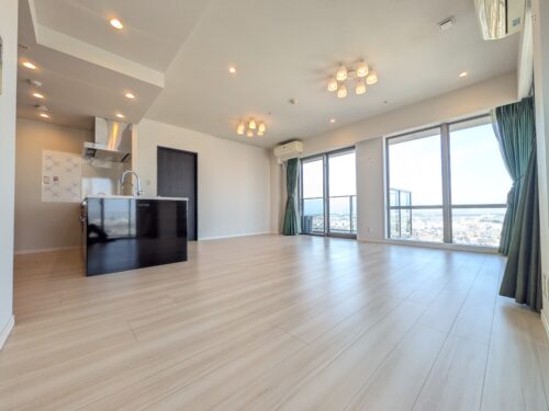 室内大変綺麗です♪ぜひご内覧ください！ (居間)